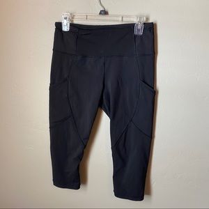 Lululemon Black Cropped Leggings